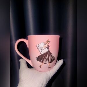 NWT Glam Pink Logo Ceramic Mug with Chic Illustration Double-sided Logo  20OZ